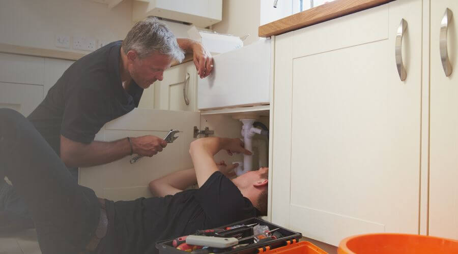 Expert burst pipe repair services in Kingman, KS